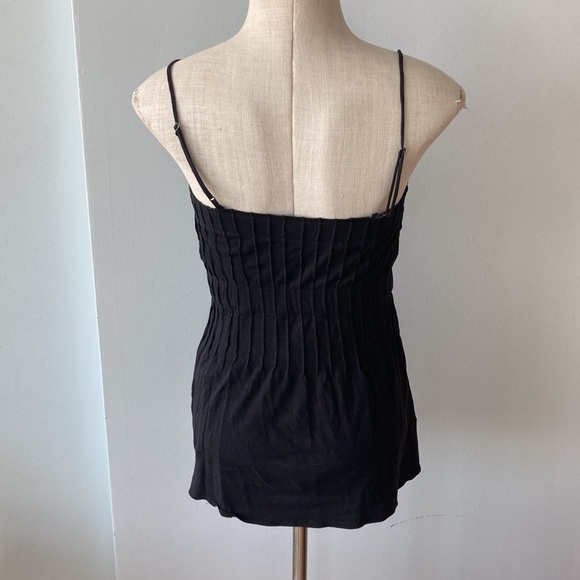 Black Theory tank with adjustable spaghetti straps - Picture 4 of 7